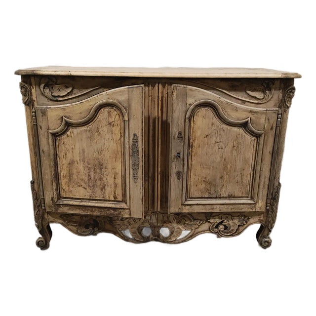18th Century French Provincial Walnut Buffet From Provence (Avignon), Circa 1780 For Sale