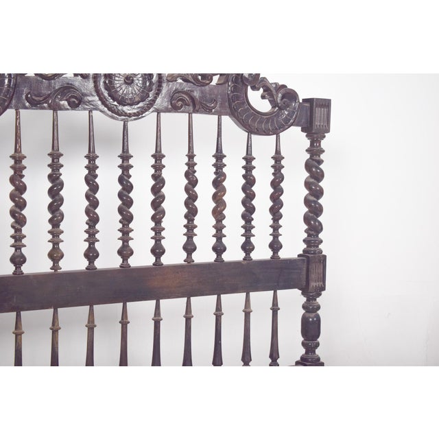Portuguese Carved and Turned Double Bed, 1910 For Sale - Image 4 of 10