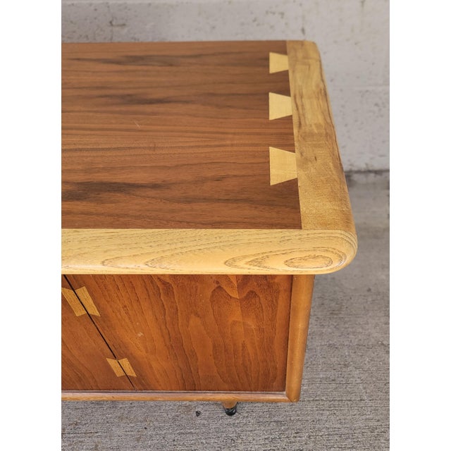 Lane Acclaim Cedar Trunk / Blanket / Hope Chest For Sale - Image 16 of 18