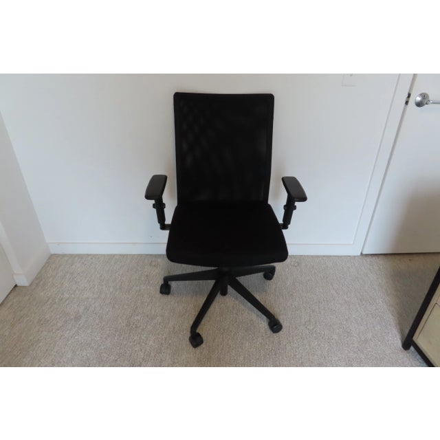 Valo Furniture Ergonomic Mesh Desk Chair For Sale In Portland, OR - Image 6 of 6
