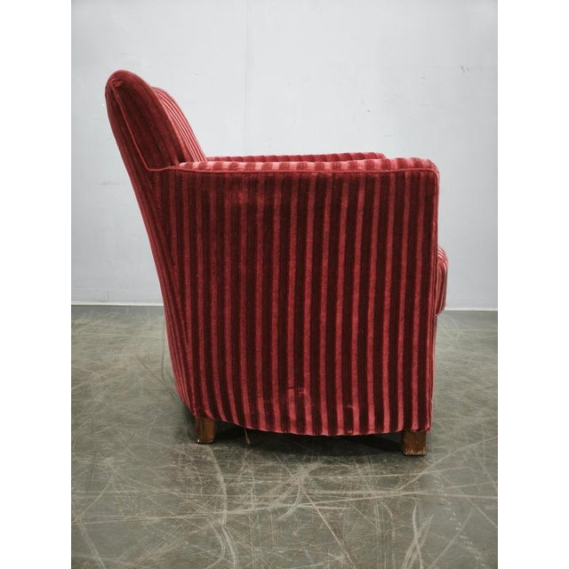 1950s Danish Modern Sculptural Velvet Lounge Armchair For Sale - Image 9 of 14