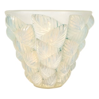 Moissac Vase by René Lalique for Lalique, 1927 For Sale