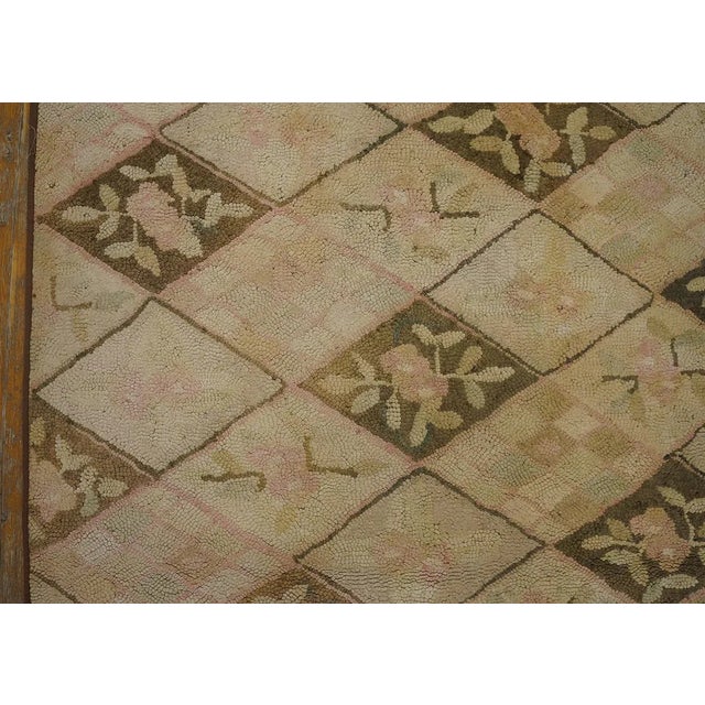 Textile 1930s Beige Cream Trellis-Lattice Folk Art Antique American Hooked Small Rug For Sale - Image 7 of 15