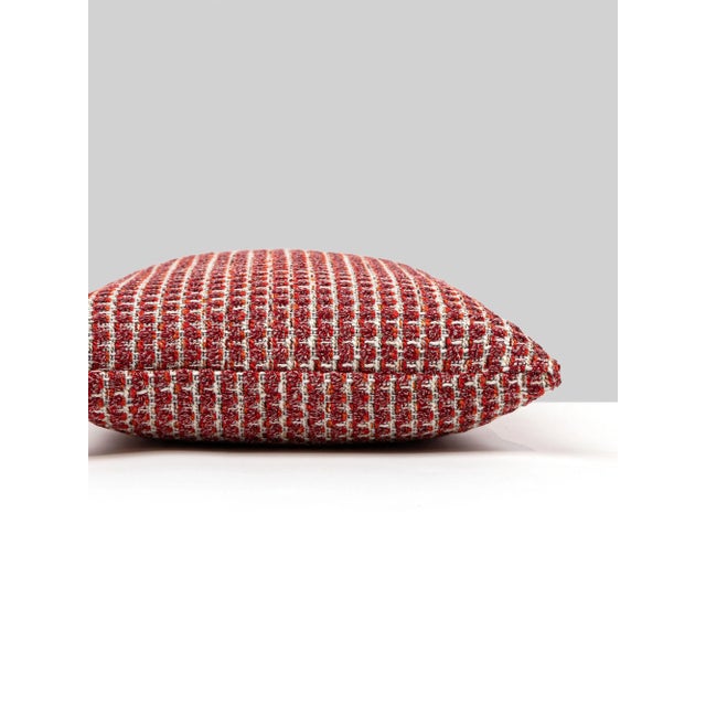 Performance fabric never looked chicer with our Heatherton woven. Featuring 14 fashionable colorways in recycled acrylic...