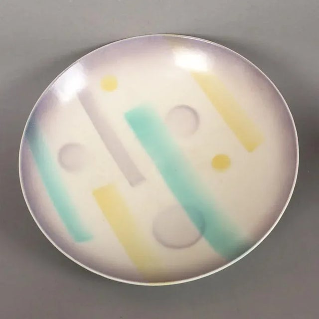 Art Deco Ceramic Bowl with Spray Decor from Karlsruher Majolila For Sale - Image 6 of 8