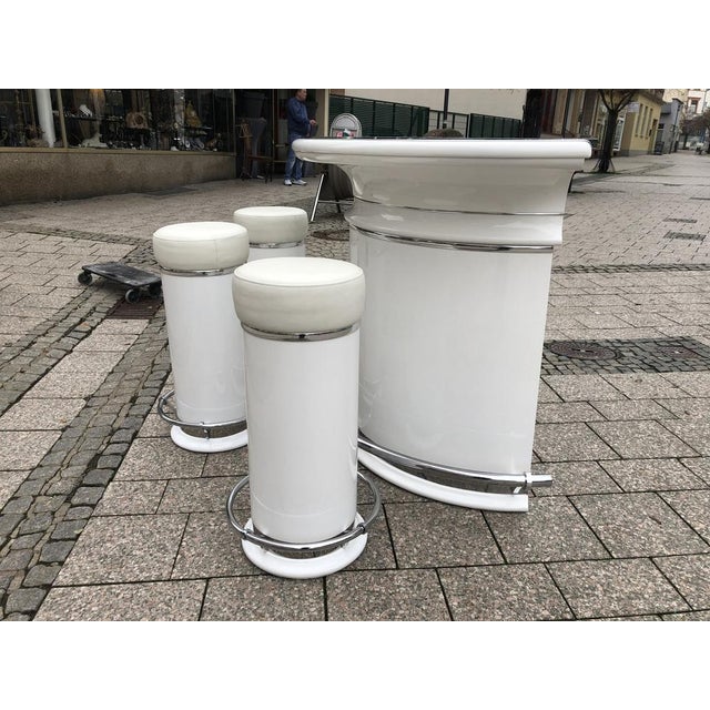 The house bar was restored and was only in one exhibition, very good condition. Stool with real leather upholstery