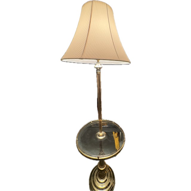 1960s Vintage Stiffel Style Solid Brass Floor Lamp With Integrated Round Glass Side Table For Sale - Image 5 of 16