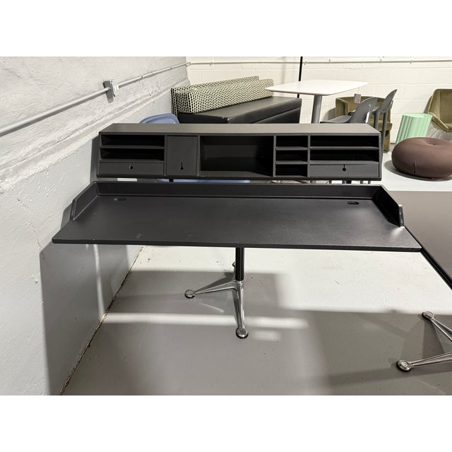 1990s 1980s Bruce Burdick for Herman Miller L-Shape Desk For Sale - Image 5 of 17