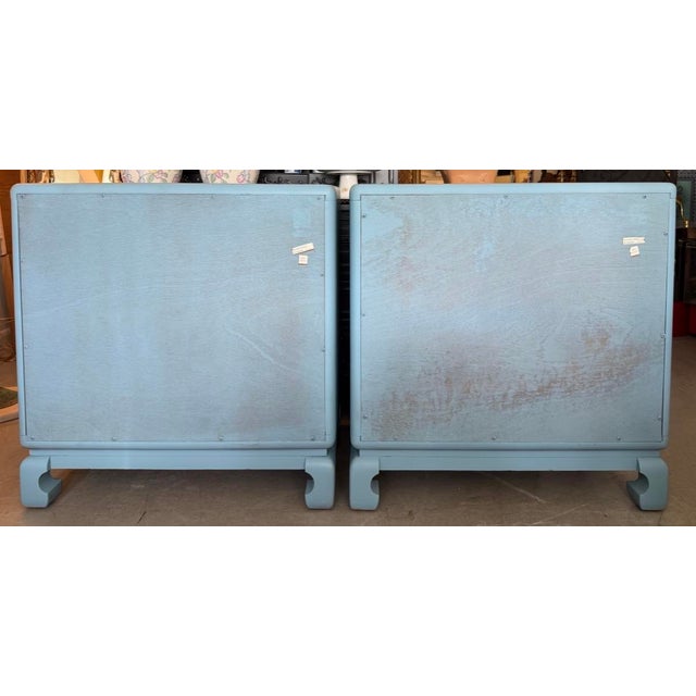 1980s Pair of Chinoiserie Chic Small Dressers/Nightstands by Bernhardt For Sale - Image 5 of 11