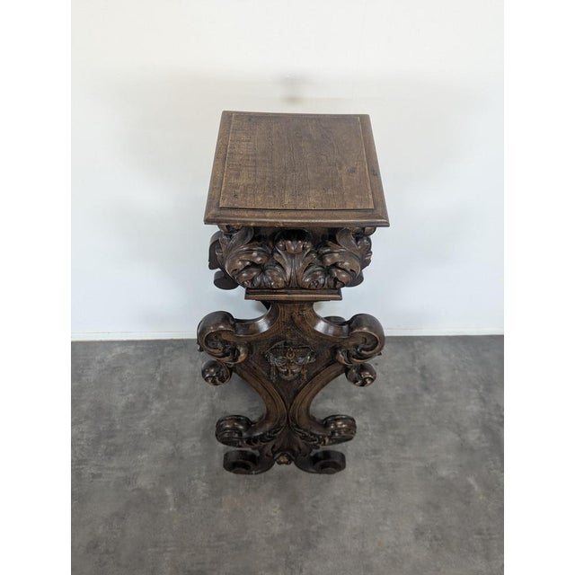 Renaissance Style Walnut Selette For Sale - Image 3 of 8