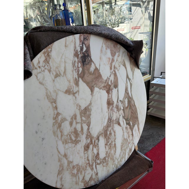 Round Table in Calacatta Marble and Chromed Steel by Florence Knoll for Knoll International, 1980 For Sale - Image 4 of 5