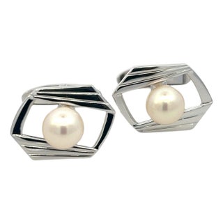 1990s Pair of Mikimoto Estate Akoya Pearl Cufflinks Silver 7.5 mm For Sale