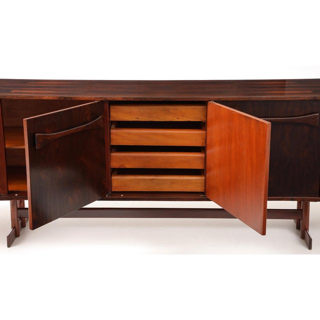 Brazilian Modern Rosewood Credenza With Bow Design by Novo Rumo, Brazil, 1960s For Sale - Image 9 of 17