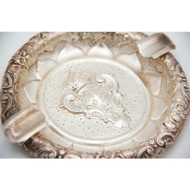 Circular Silver Ashtray with the Coat of Arms of Portugal, in Good conditions. Designed 1920 to 1949