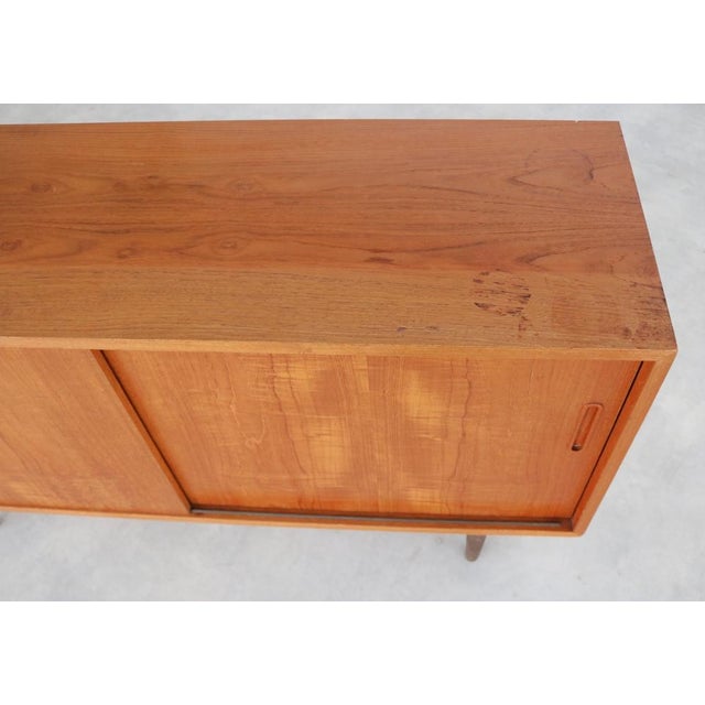 1960s Vintage Sideboard from Hundevad, 1960s For Sale - Image 5 of 8