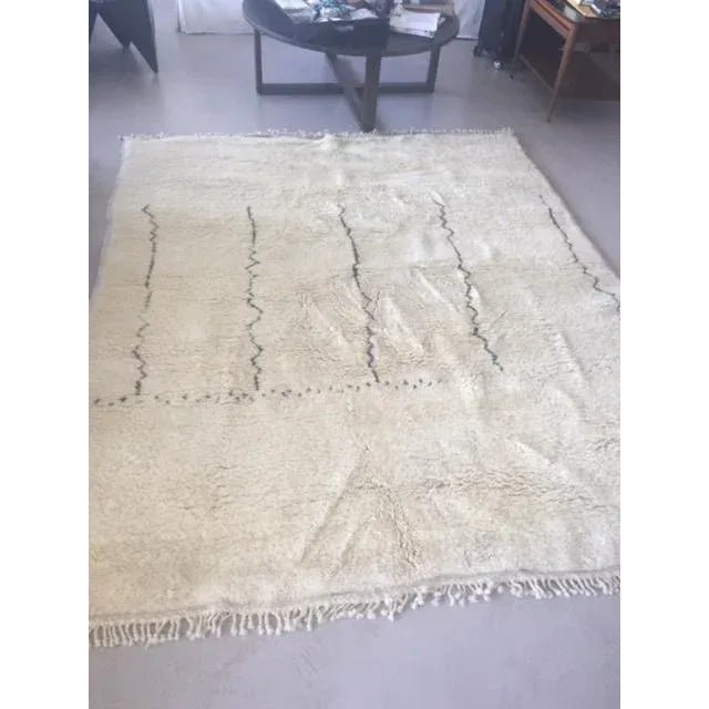 2000 - 2009 Original Moroccan Beni Ourain Rug - 6′3″ × 7′8″ For Sale - Image 5 of 8