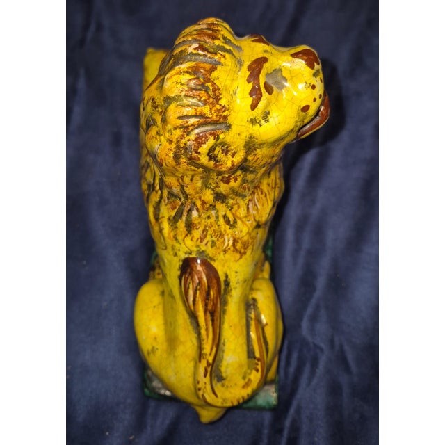 Vintage Italian Medici-Style Ceramic Lion Fd For Sale - Image 4 of 8