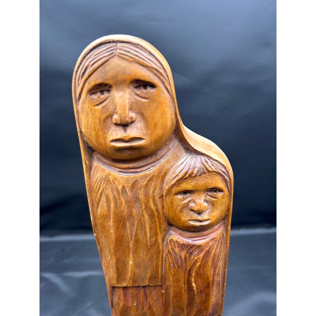 Mid-Century Modern 1940s Mexican Modernist Flores Arias Hand-Carved Wooden Sculpture – Mother and Child For Sale - Image 3 of 9