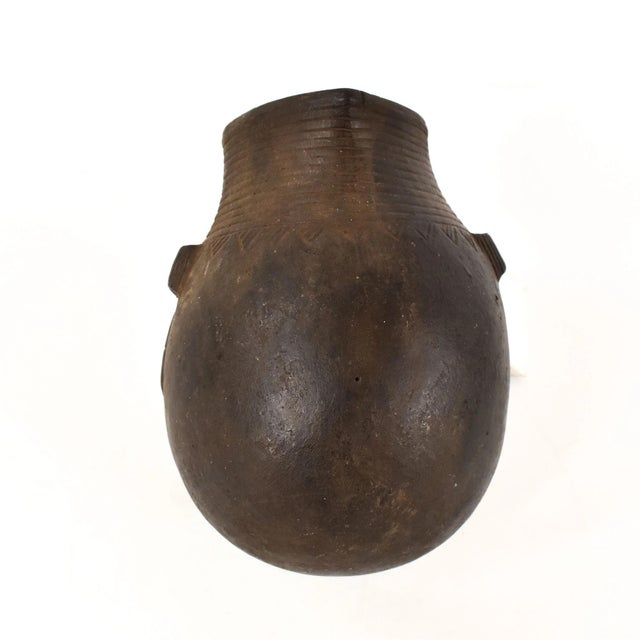 African Early 20th Century Shi Bashi Pitcher with Face For Sale - Image 3 of 7