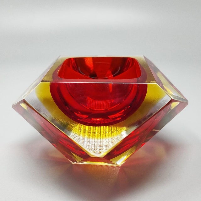 1960s Gorgeous red and yellow ashtray or catchall by Flavio Poli for Seguso in Murano sommerso glass. Made in Italy. So...