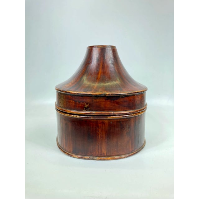 Asian Antique 19th Century Qing Dynasty Wooden Hat Box For Sale - Image 3 of 10