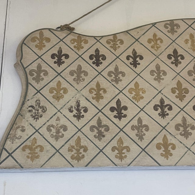 Fleur-De-Lis Headboards in Polychrome Wood, 1800s For Sale - Image 4 of 5
