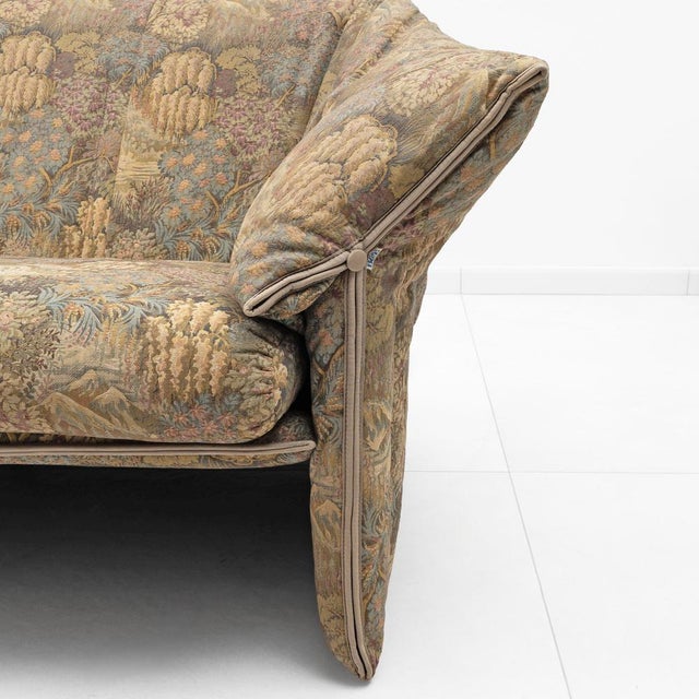 Jacquard Fabric La Stelle Sofa by Mario Bellini for B&B Italia, 1970s For Sale - Image 8 of 12