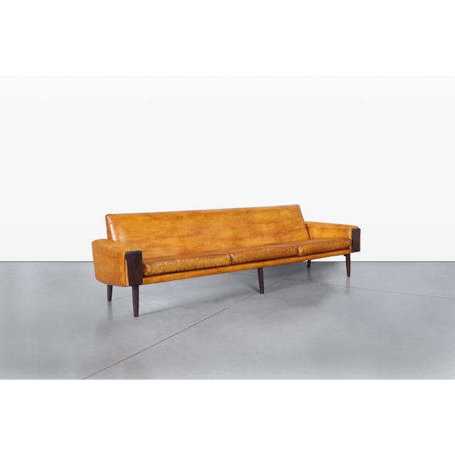 Mid-Century Modern Mid-Century Modern Brazilian Rosewood and Leather Sofa, 1960s For Sale - Image 3 of 13