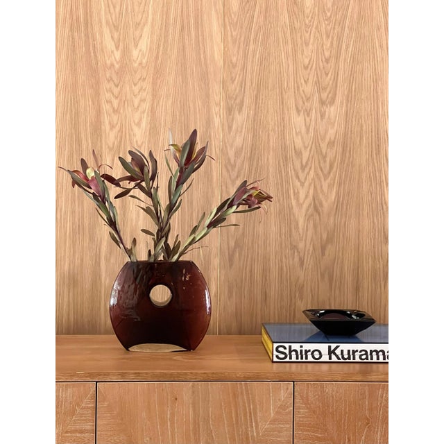 Late 20th Century A Modernist Art Glass “Donut” Vase In Aubergine, Late 20Th Century For Sale - Image 5 of 12