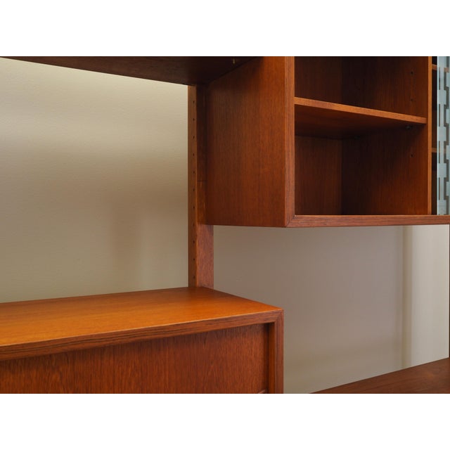 Norwegian Teak Wall Unit by Kjell Riise for Brødrene Jåtog, 1960s For Sale - Image 9 of 18