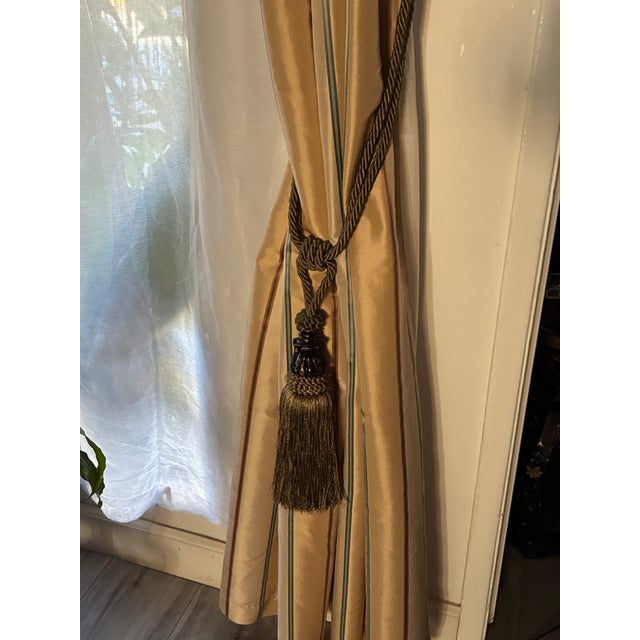Victorian Gold Rope & Tassel Curtain Fastener For Sale In Los Angeles - Image 6 of 6