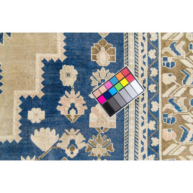 Textile House of Séance - 1920s Antique Oushak Medallion Hand-Knotted Rug - 7’6” X 13’4” For Sale - Image 7 of 10