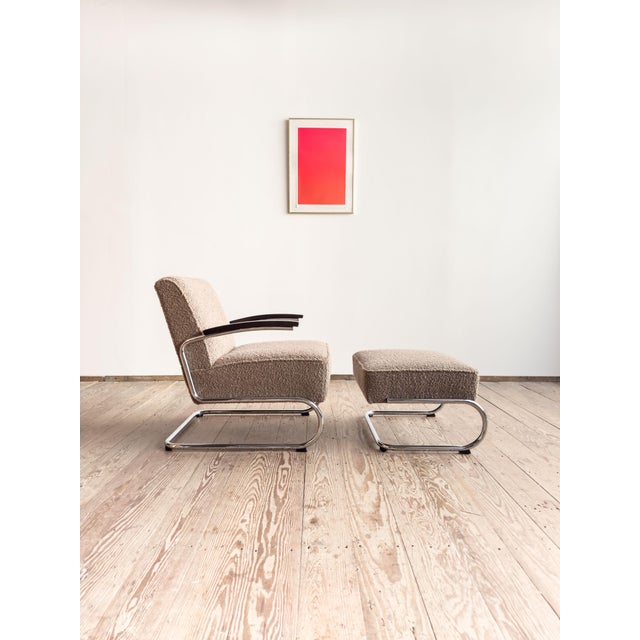 Thonet Set of Model 411 Cantilever Lounge Chair and Ottoman from Thonet, Germany, 2000s For Sale - Image 4 of 18