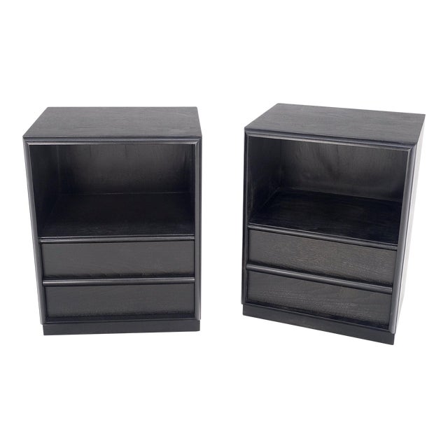 Gibbings for Widdicomb Ebonized Black Lacquer Night Stands End Tables - A Pair For Sale