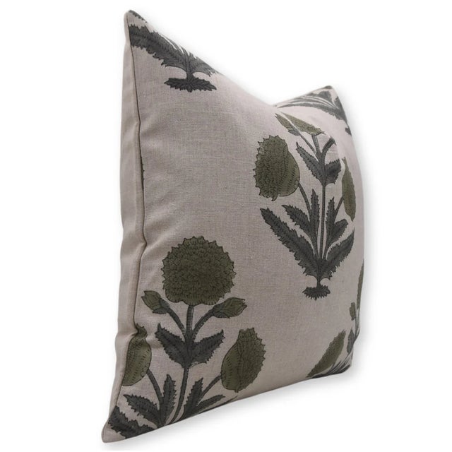 Elevate your home décor with the Fabdivine Badshah Block Print Cushion Cover, crafted from 100% pure linen for a luxurious...