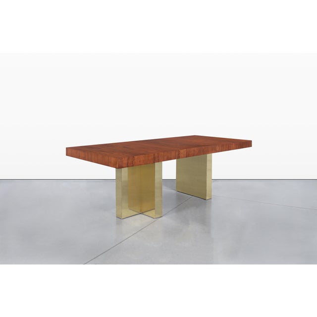 1970s Mid-Century Modern Walnut and Brass Expanding Dining Table by Milo Baughman For Sale - Image 5 of 14