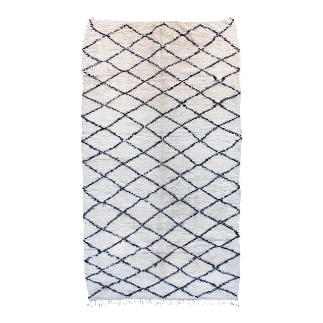 Mid 20th Century Vintage Moroccan Rug - 10'2'' X 6'3'' For Sale