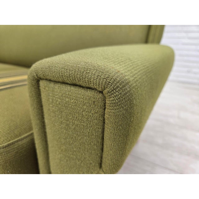 3-Seater Danish Sofa in Green Furniture Wool and Oak Wood, 1970s For Sale - Image 4 of 18