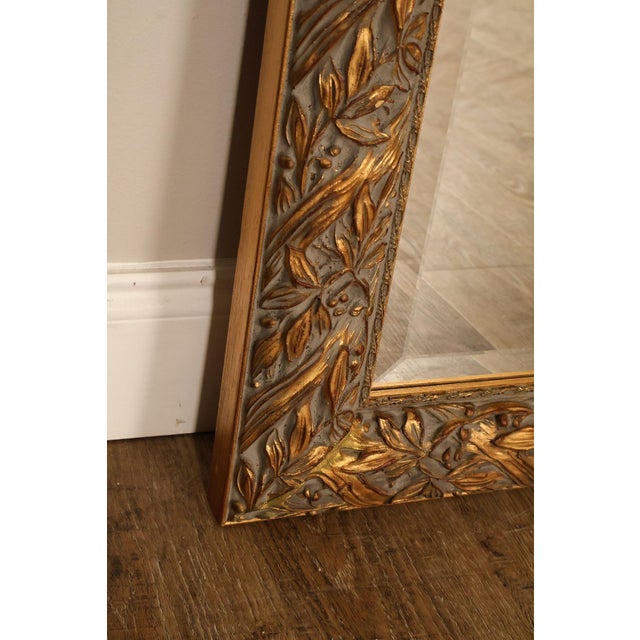 Late 20th Century LaBarge Italian Giltwood Carved Wall Mirror For Sale In Philadelphia - Image 6 of 18