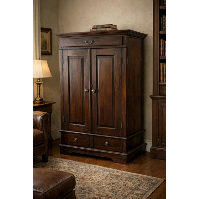 Late 19th Century American Gentleman’s Dressing Cabinet in Original Deep Brown Finish – Circa 1890–1905 For Sale - Image 9 of 11