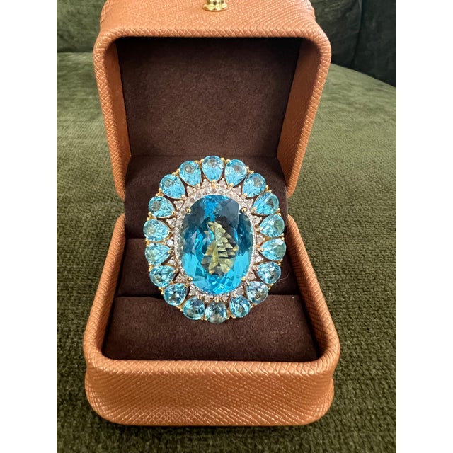 Baroque Bochic "Capri" Vintage Diamond & Oval Shape Blue Topaz & Set In 18K Gold & Silver For Sale - Image 3 of 18