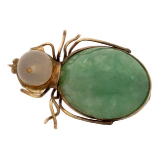 10k Yellow Gold Jade Quartz Insect Brooch For Sale