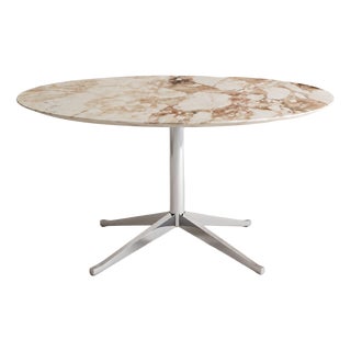 Round Table in Calacatta Marble and Chromed Steel by Florence Knoll for Knoll International, 1980 For Sale