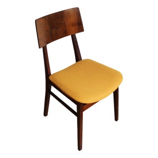Mid-Century Scandinavian-Style Dining Chair in Walnut, 1960s For Sale