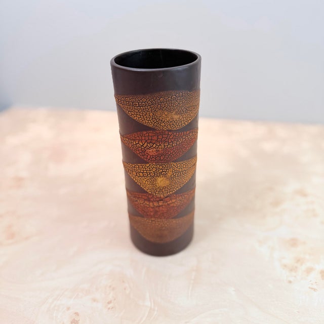 Royal Haeger Royal Haeger Studio Pottery Cylinder Vase — Dark Chocolate Crackle Glaze, Mid-Century Modern For Sale - Image 4 of 7