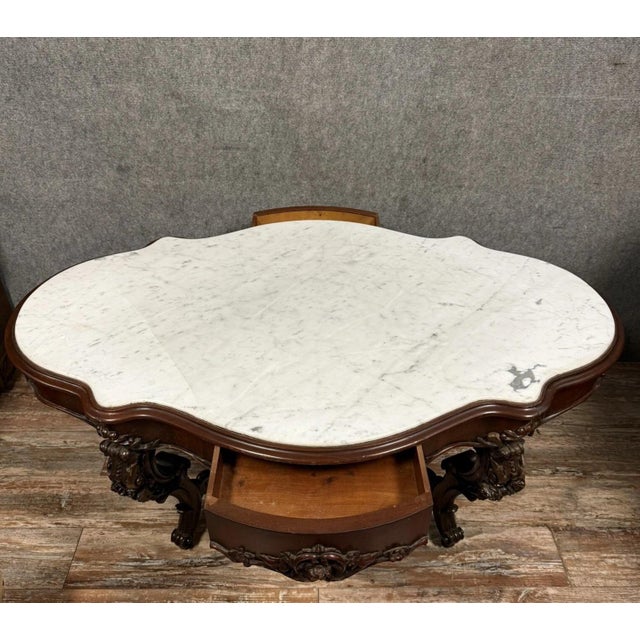 Napoleon III Violin-Shaped Pedestal Table in Mahogany and White Carrara Marble, 1850s For Sale - Image 3 of 8