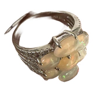 1980s Designer KJC Sterling Silver Ring Oval Fire Opal Cluster Natural Gemstone Sz 11 For Sale