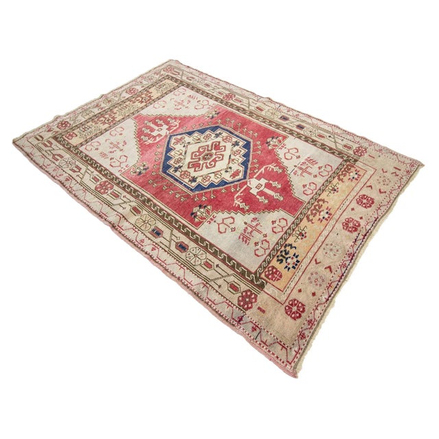 1960s Vintage One of a Kind Turkish Rug- 4′1″ × 6′ For Sale - Image 4 of 7