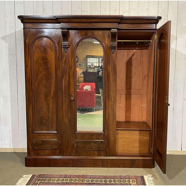 19th Century Victorian Mahogany Wardrobe For Sale - Image 13 of 18