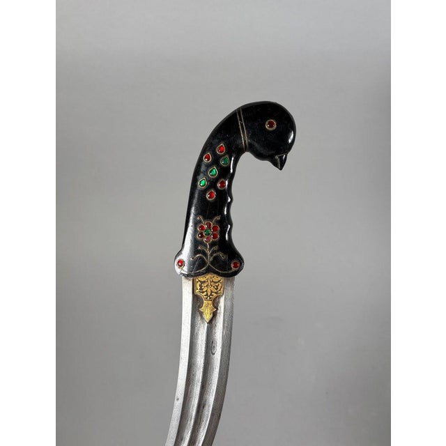 19th Century Kard jade dagger with a bird's head, India, Mughal Dynasty (1526-1857) For Sale - Image 5 of 8